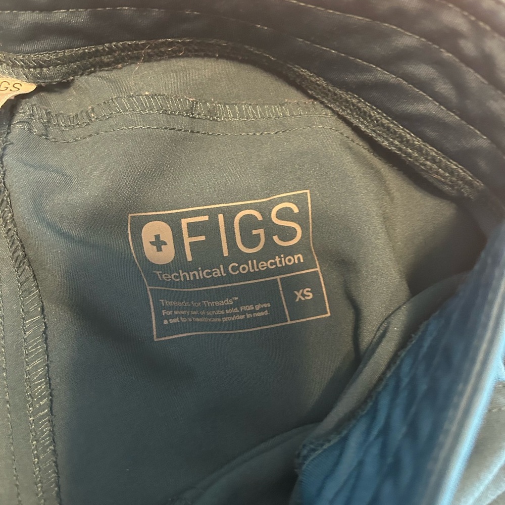 Figs scrub set - Picture 2 of 7